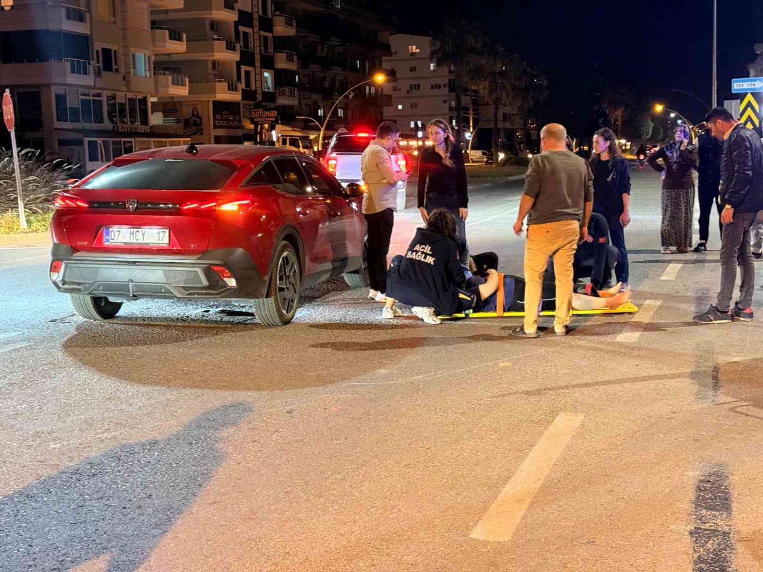 gazipasada-otomobil-ile-motosiklet-carpisti-1-yarali