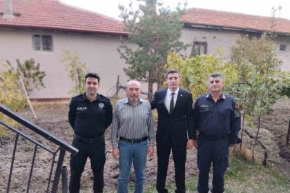 gudul-kaymakaminin-ilk-ziyareti-sehit-aileleri-oldu