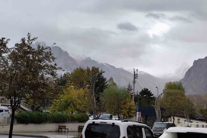 hakkari-ve-cukurca-daglari-beyaza-burundu