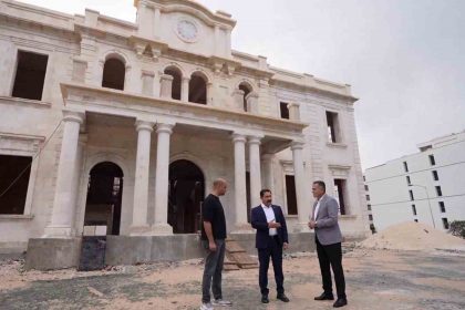 hatayda-tarihi-valilik-binasinda-restarasyon-calismalari-suruyor