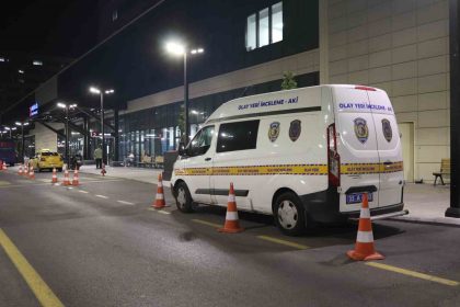 izmirde-dunurler-arasinda-bicakli-kavga-1-yarali-3-gozalti