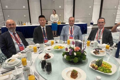 iznik-dunyanin-en-buyuk-seramik-fuarinda