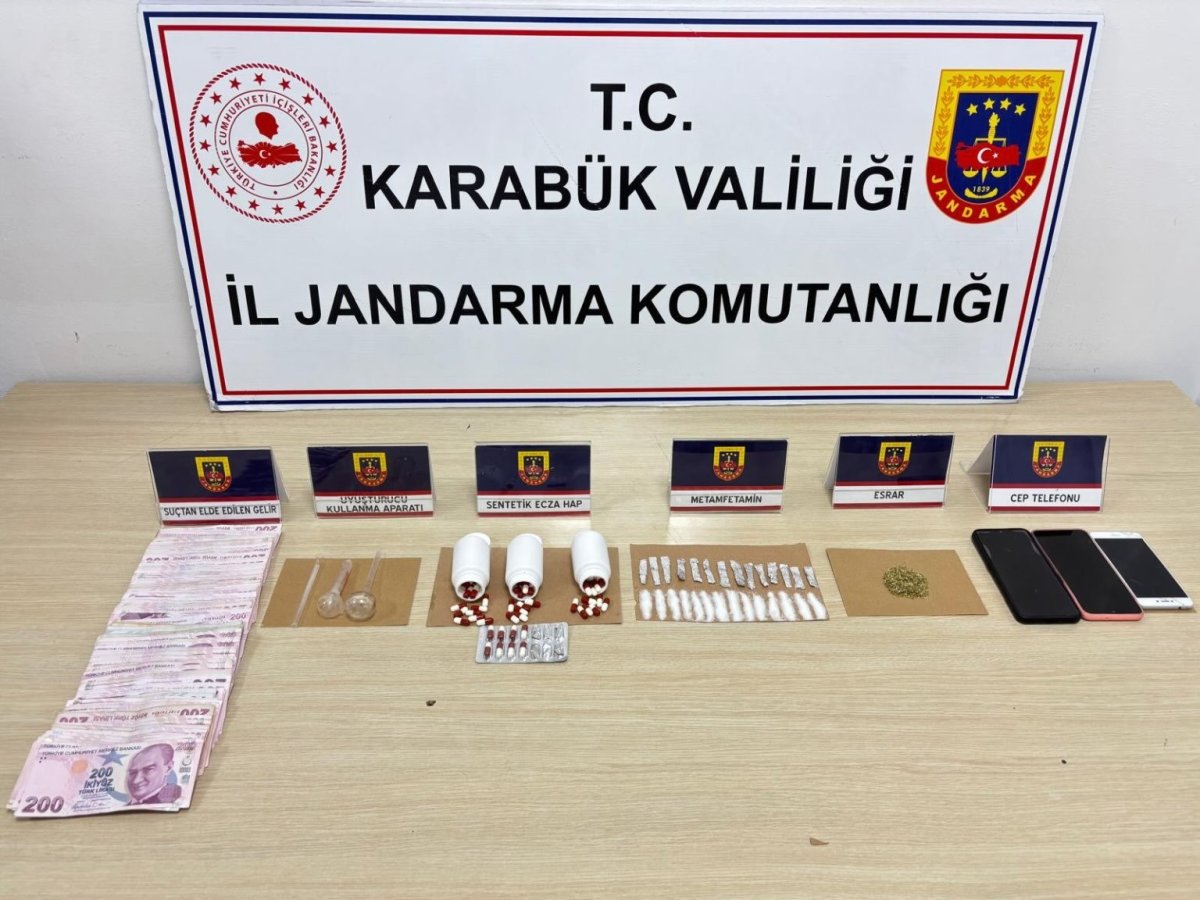 karabukte-jandarmadan-uyusturucu-operasyonu-2-kisi-gozaltina-alindi