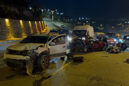 karabukte-zincirleme-kaza-3-yarali