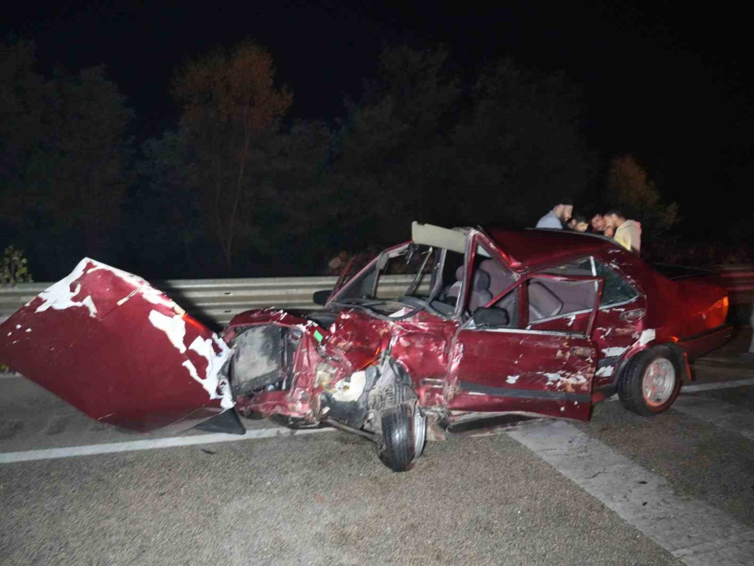 kastamonuda-zincirleme-trafik-kazasinda-tofas-hurda-yiginina-dondu