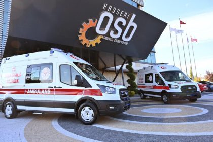 kayseri-osb-saglik-mudurlugune-tahsis-edilmek-uzere-2-ambulansi-filosuna-katti