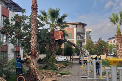 nazilli-belediyesinden-12-mahallede-es-zamanli-calisma