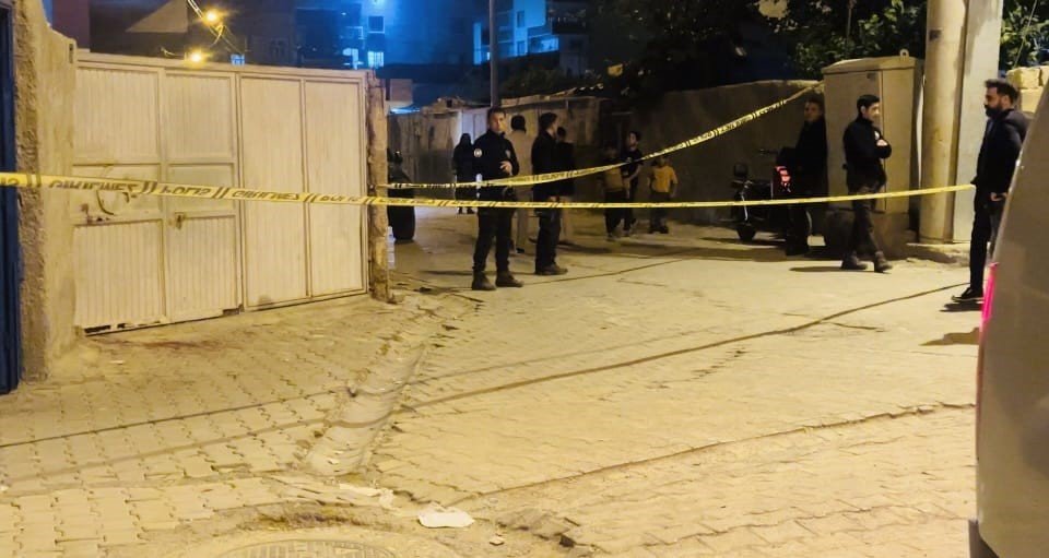 sanliurfada-eniste-ile-kayinbiraderin-kavgasi-kanli-bitti