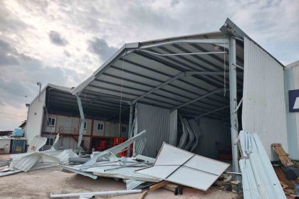 urunlude-iki-kacak-yapi-yikildi