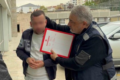 adliyedeki-ikinci-olayinda-tutuklandi