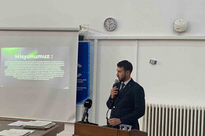 ankara-universitesinde-kimya-ogrencilerine-beyaz-onluk-toreni