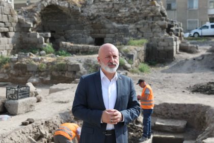 baskan-colakbayrakdar-kayserimizin-kultur-hafizasini-yeniden-canlandiracagiz