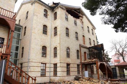 baskan-gorgel-yedi-guzel-adam-muzesi-kultur-bulusma-ve-uretim-merkezi-olacak