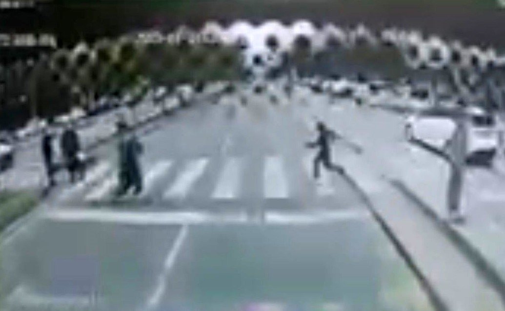 batmanda-otobus-soforunun-refleksi-faciayi-onledi