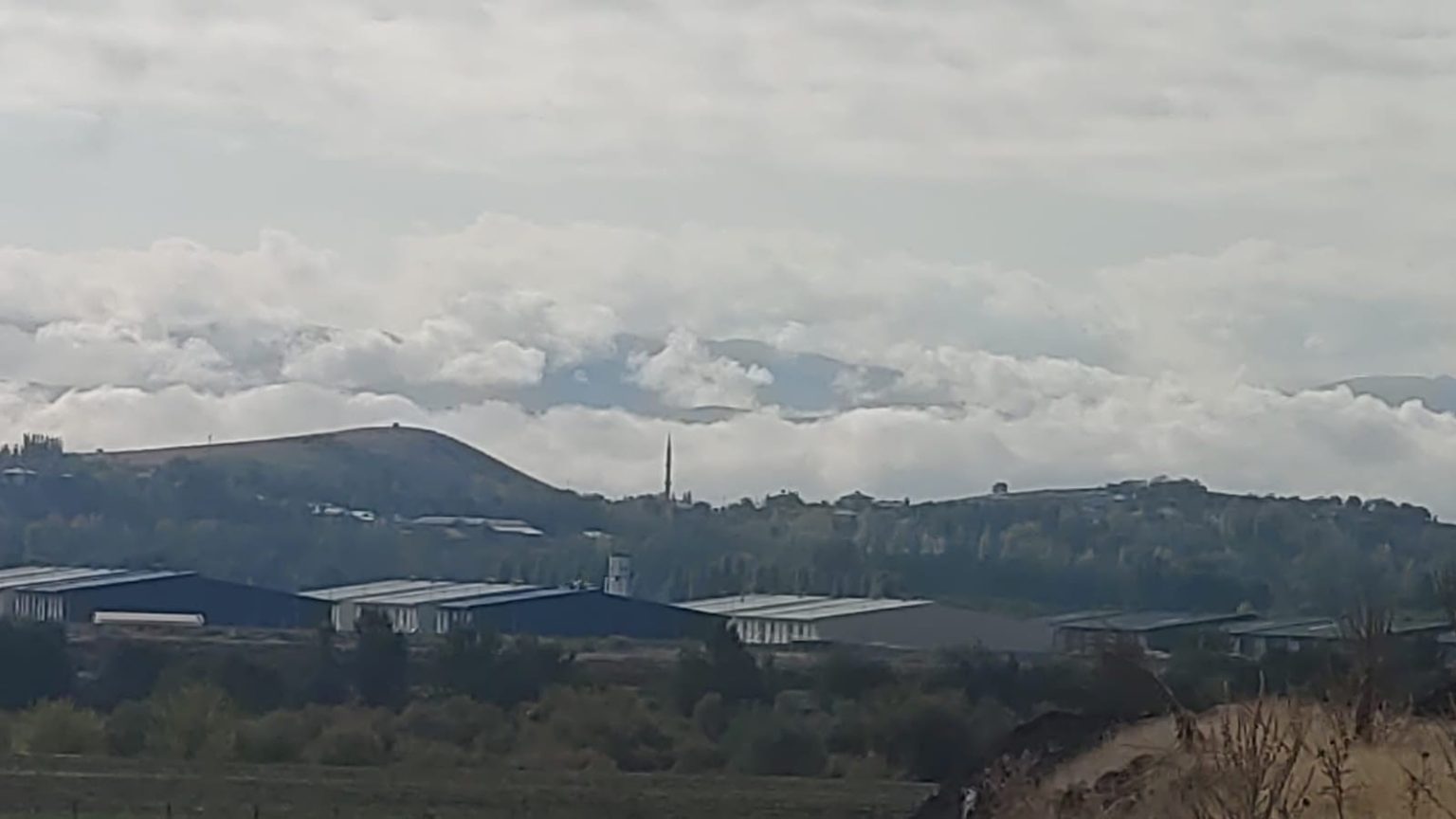 bingolde-sis-ve-bulutlar-kartpostallik-goruntu-olusturdu