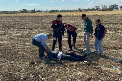 bir-babanin-icler-acisi-hali-5-yasindaki-cocugunun-gozleri-onunde-madde-krizine-girdi