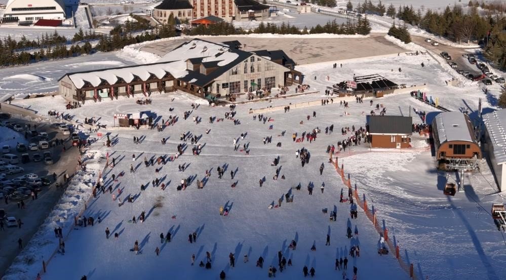 davraz-kayak-merkezi-suni-kar-ve-yaz-projeleri-ile-12-aylik-turizme-hazirlaniyor