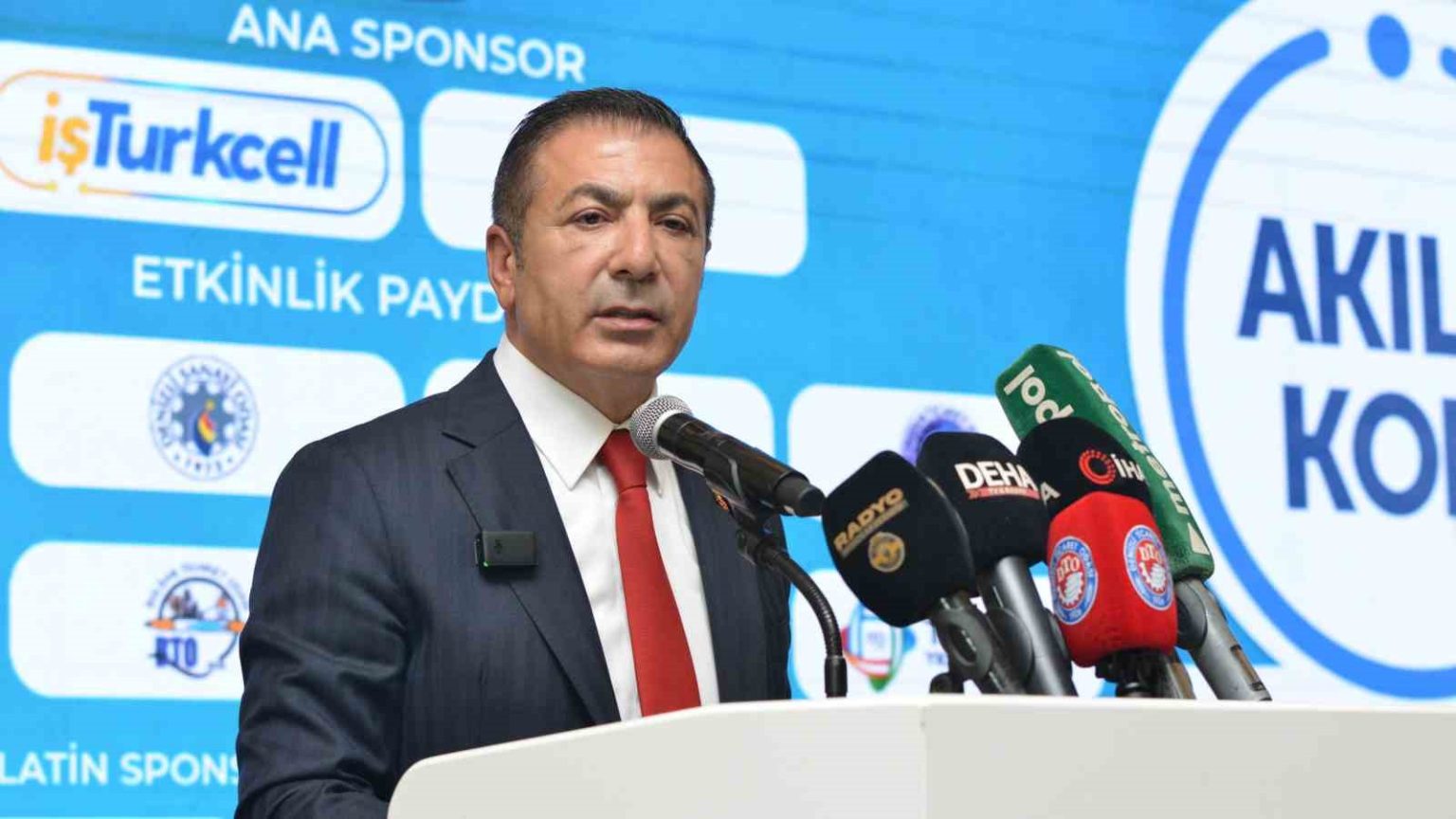 dto-baskani-erdogan-dijitallesemeyen-isletmelerin-kuresel-rekabette-geri-kalma-riskleri-artiyor