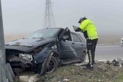 edirnede-yogun-sis-kazaya-sebep-oldu