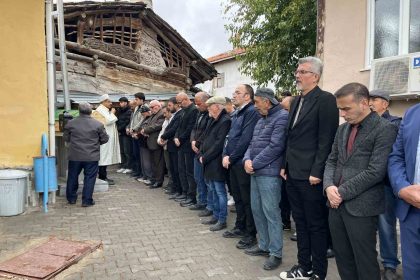 eski-esi-tarafindan-oldurulen-2-cocuk-annesi-kadin-topraga-verildi