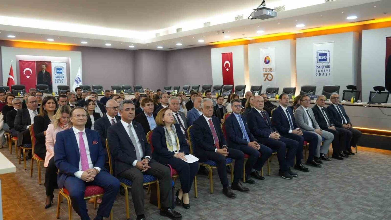eskisehirden-avrupaya-acilan-kapi-kobiler-icin-surdurulebilir-buyume-ve-ab-firsatlari-etkinligi
