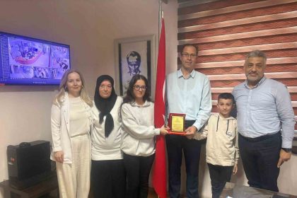 genc-kiz-sagligina-kavustu-annesi-hastaneye-bagis-yapti