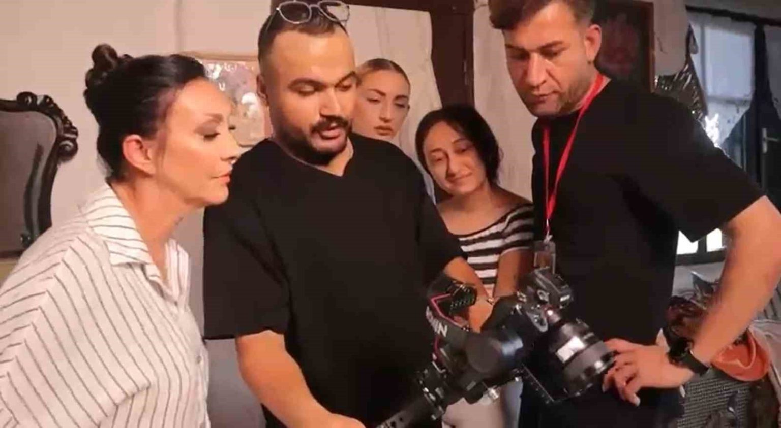 gullunun-son-klibinin-kamera-arkasi-goruntuleri-ortaya-cikti