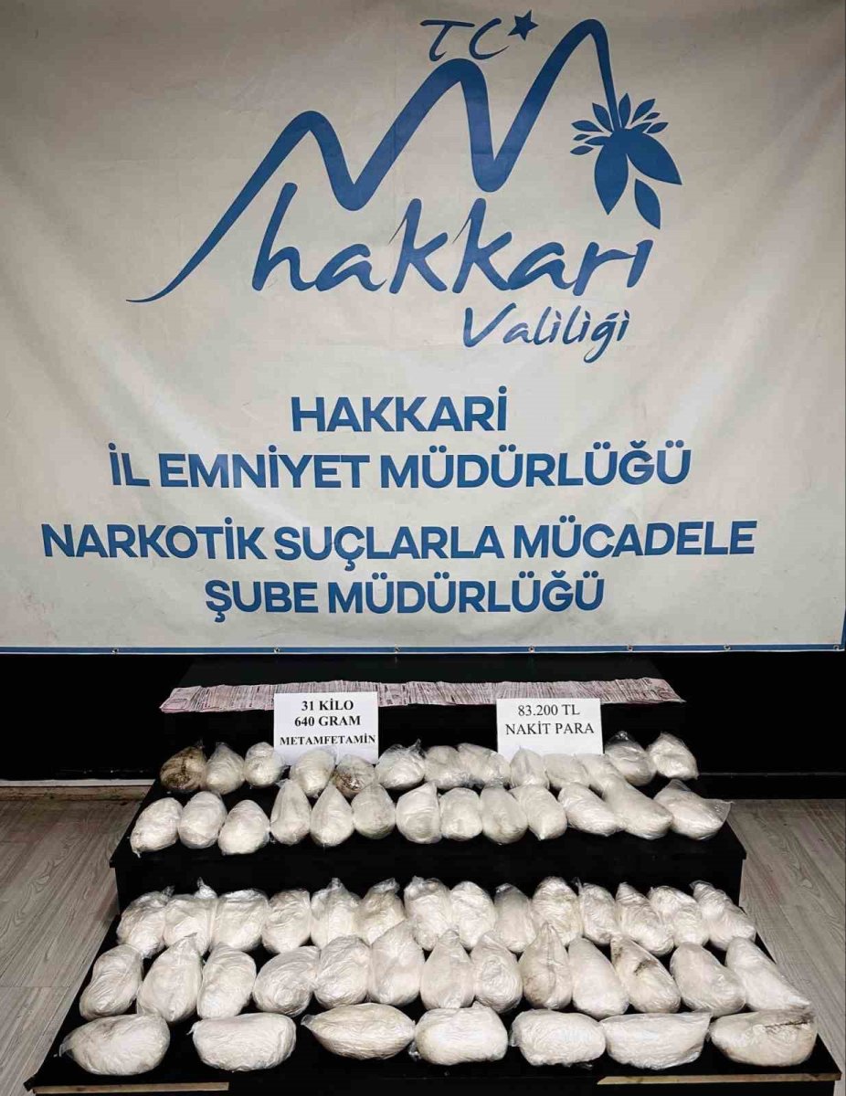 hakkaride-31-kilo-uyusturucu-ele-gecirildi