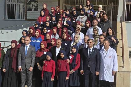 imam-hatip-ogrencilerinden-gazze-icin-anlamli-etkinlik