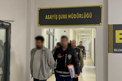 is-yeri-hirsizligi-ve-sahtecilik-yapan-3-supheli-tutuklandi