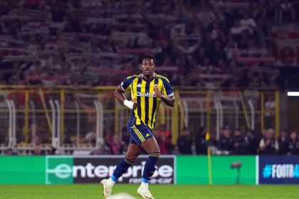 jhon-duran-58-gun-sonra-oynadi