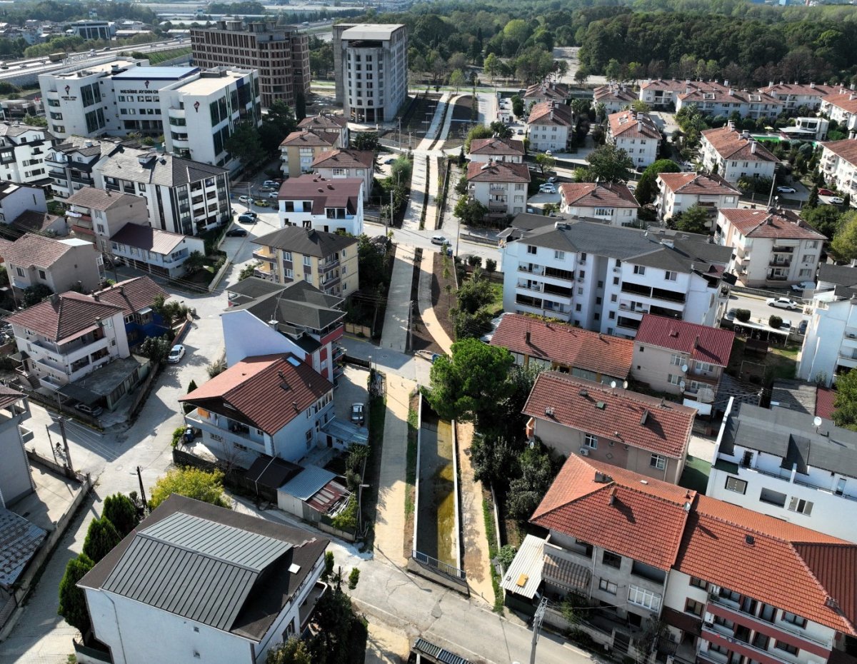 kartepeye-modern-yuruyus-ve-bisiklet-yolu