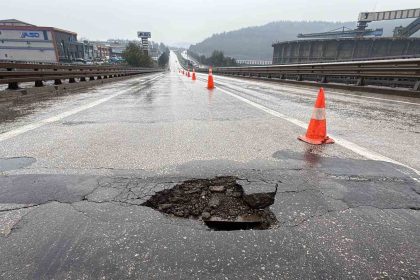 kopru-girisindeki-catlaklar-tehlike-olusturuyor