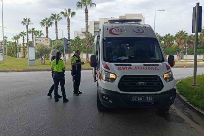 manavgatta-devrilen-motosikletin-surucusu-yaralandi