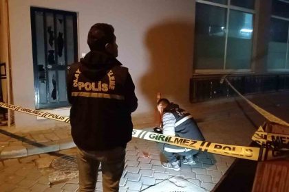 motosikletli-saldirganlar-is-yerine-tufekle-3-el-ates-acip-kacti