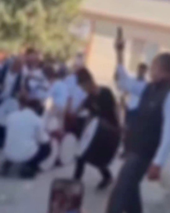 nizipte-dugunde-cocugun-basinda-defalarca-havaya-ates-acan-sahis-yakalandi