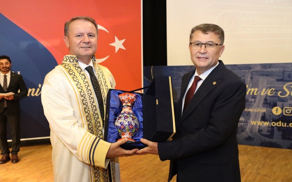 rektor-orhan-bas-universitemizi-dunyada-taninan-bir-egitim-kurumu-haline-getirme-hedefiyle-calisiyoruz