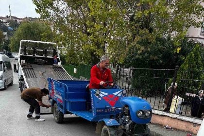 sanayi-icinde-kuralsiz-park-eden-araclar-cekiliyor