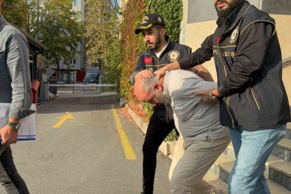 sancaktepede-damadini-ve-2-kisiyi-olduren-supheli-adliyeye-sevk-edildi