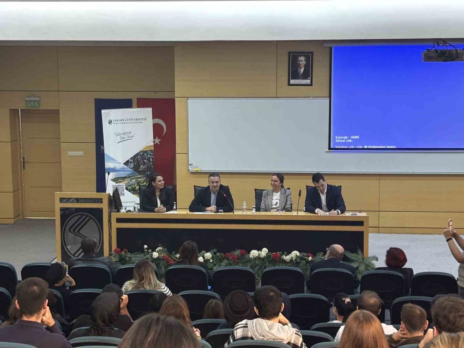 saude-is-ve-akademi-dunyasi-bir-araya-geldi