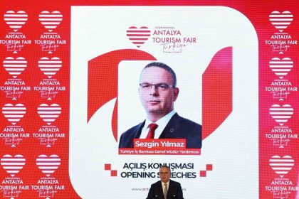 turizmciler-is-bankasinin-destegiyle-duzenlenen-antalya-turizm-fuarinda-bulustu