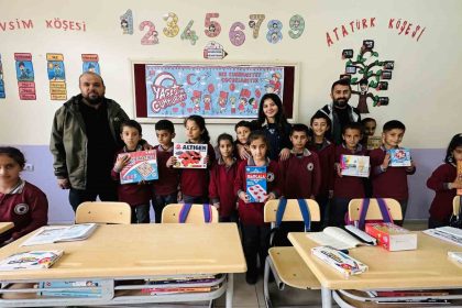 turkiye-irak-sinirindaki-ogrencilere-oyun-seti-hediyesi