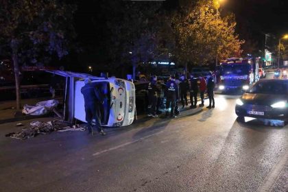 uyusturucu-etkisindeki-surucu-kaza-yapti-aractan-yuklu-miktarda-uyusturucu-cikti