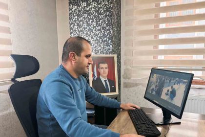 van-depremini-dunyaya-duyuran-gazeteci-mehmet-salih-akkus