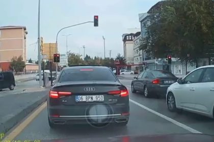 yolun-karsisina-gecerken-otomobilin-carptigi-kadin-yaralandi