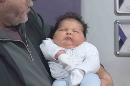 6-kilo-150-gram-bebek-dunyaya-geldi