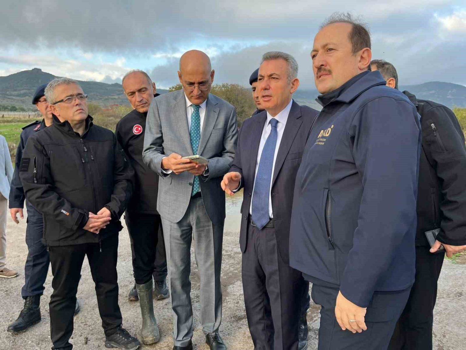 afad-baskani-pehlivan-ve-vali-elbandan-focada-aciklama