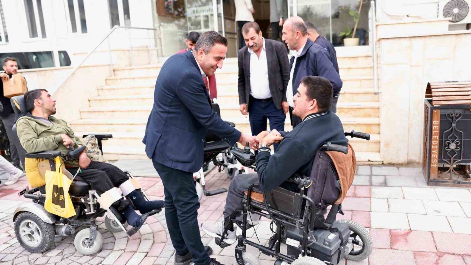akcadag-belediyesinden-anlamli-destek