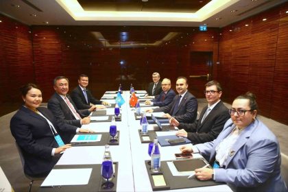 bakan-kacirdan-bakude-diplomasi-trafigi