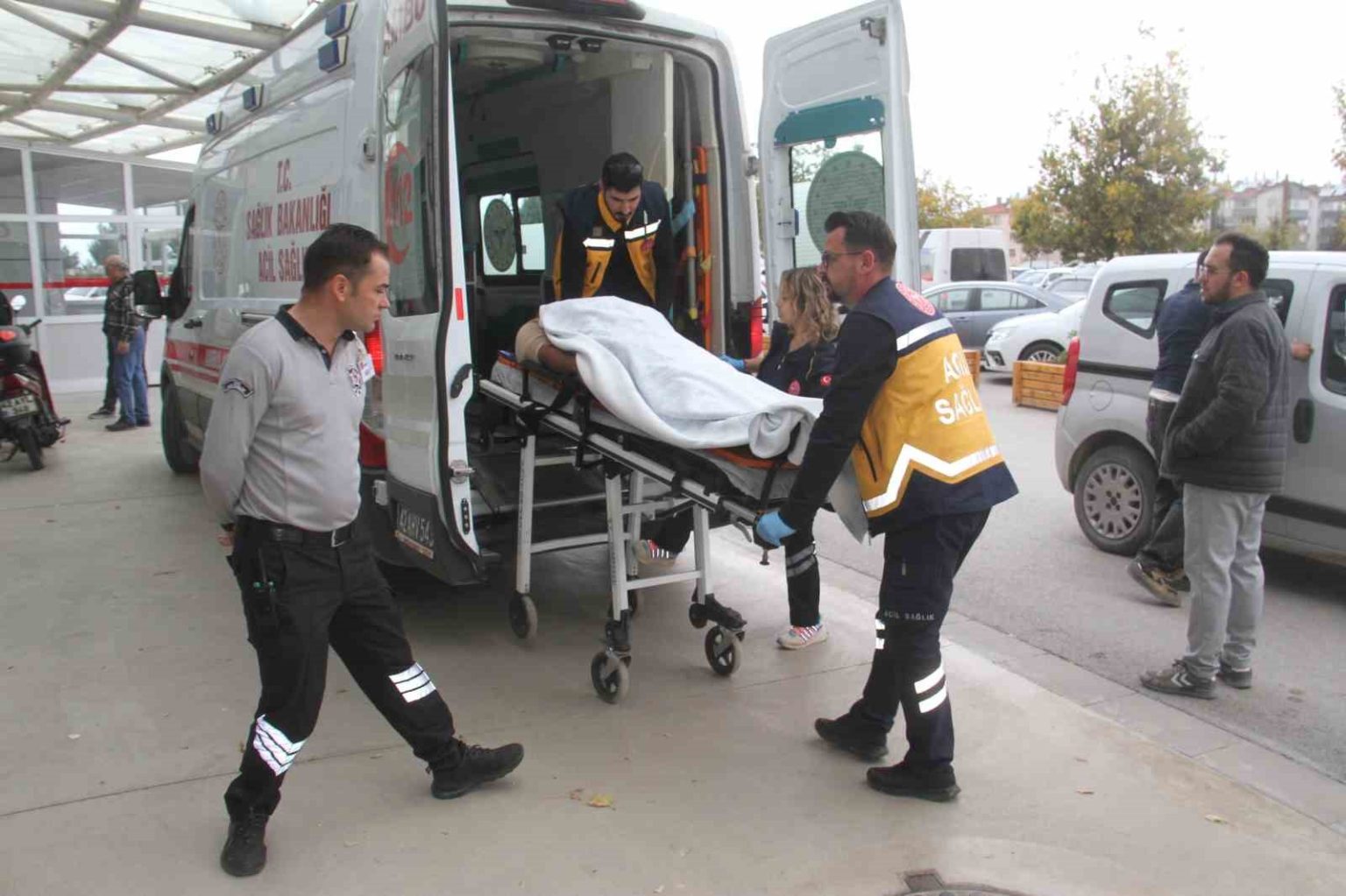 beysehirde-insaattan-dusen-isci-yaralandi